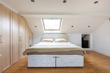 Holiday Rental for 6 People in Kingston upon Thames, London, Photo 2