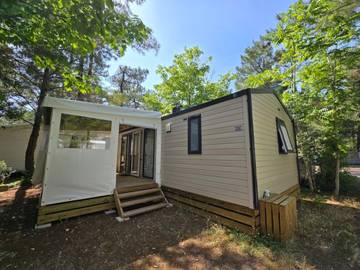 Camping für 4 Personen in Saint-Jean-de-Monts, Vendée, Bild 1