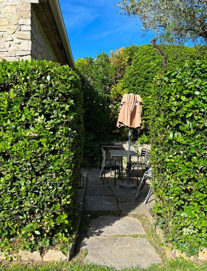 Location de vacances pour 4 personnes, avec jardin et piscine à Entrechaux - 3