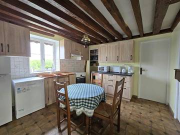 Gîte pour 6 personnes, avec jardin à Conches-en-Ouche