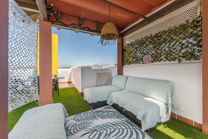 Ganze Wohnung, Ferienhaus 'Maison De Lumière' mit Meerblick, WLAN und Klimaanlage in Playas de Vera, Vera