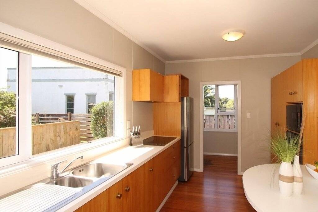 Klassischer 50er Beach Bach - praktisch für alles in Paraparaumu, Kapiti Coast District