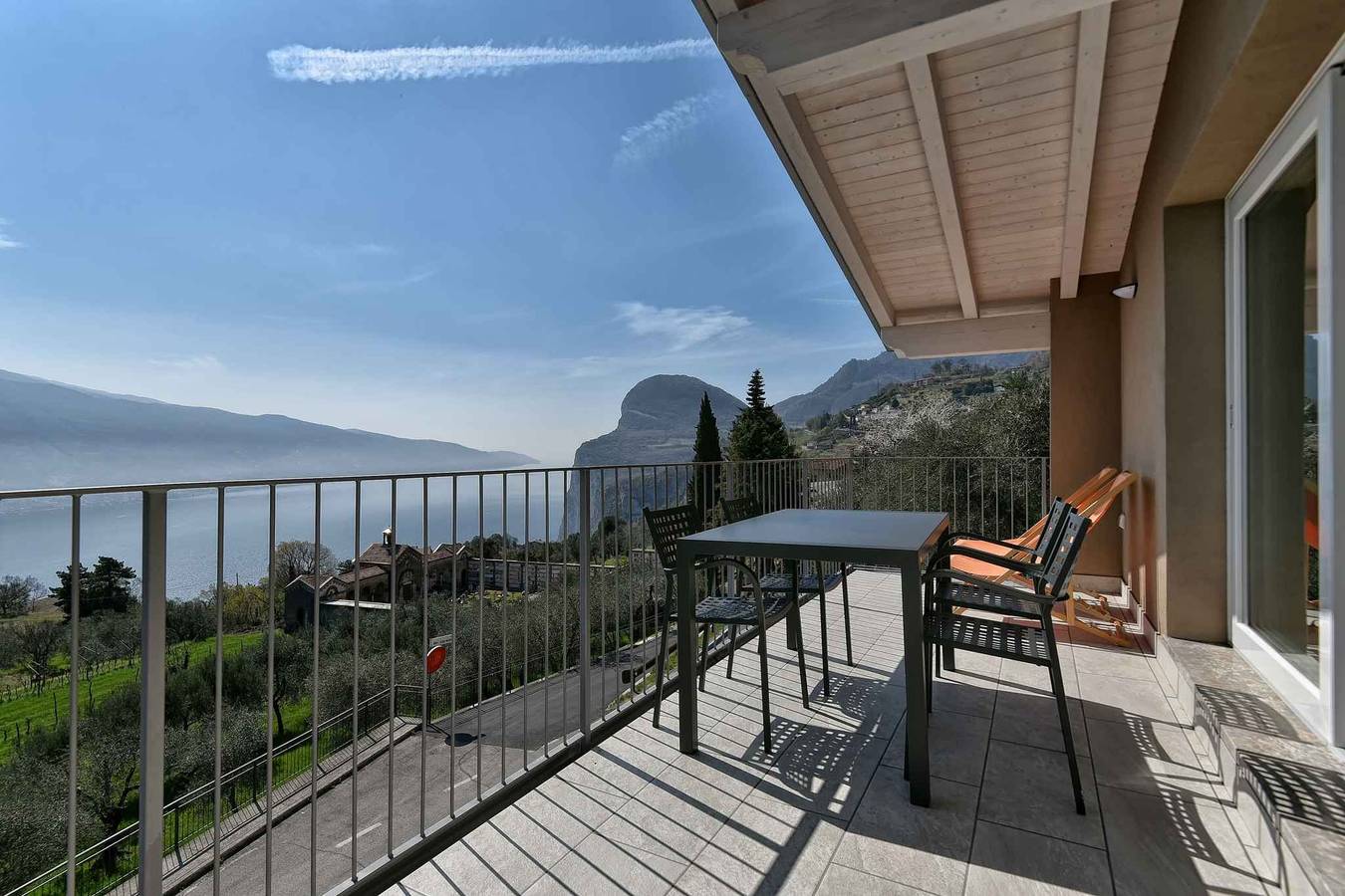 Ganze Ferienwohnung, Ferienwohnung mit Balkon  in Pieve, Tremosine