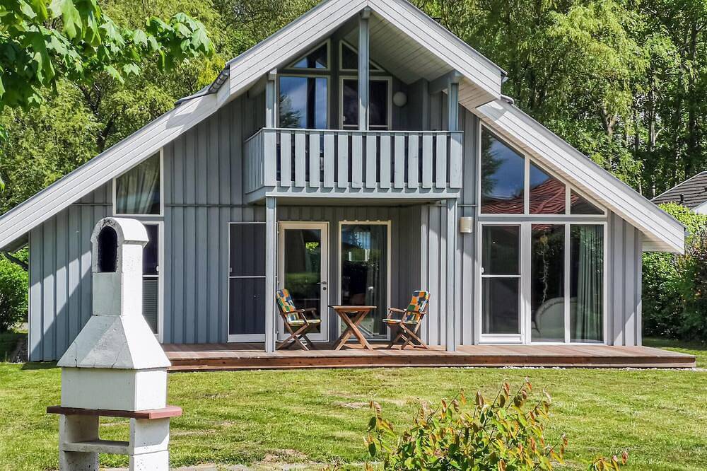 Amazing home in Rechlin with kitchen in Rechlin, Müritz