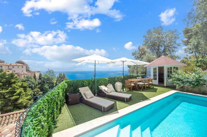 Villa pour 8 personnes, avec piscine ainsi que jardin et vue à Roquebrune-Cap-Martin