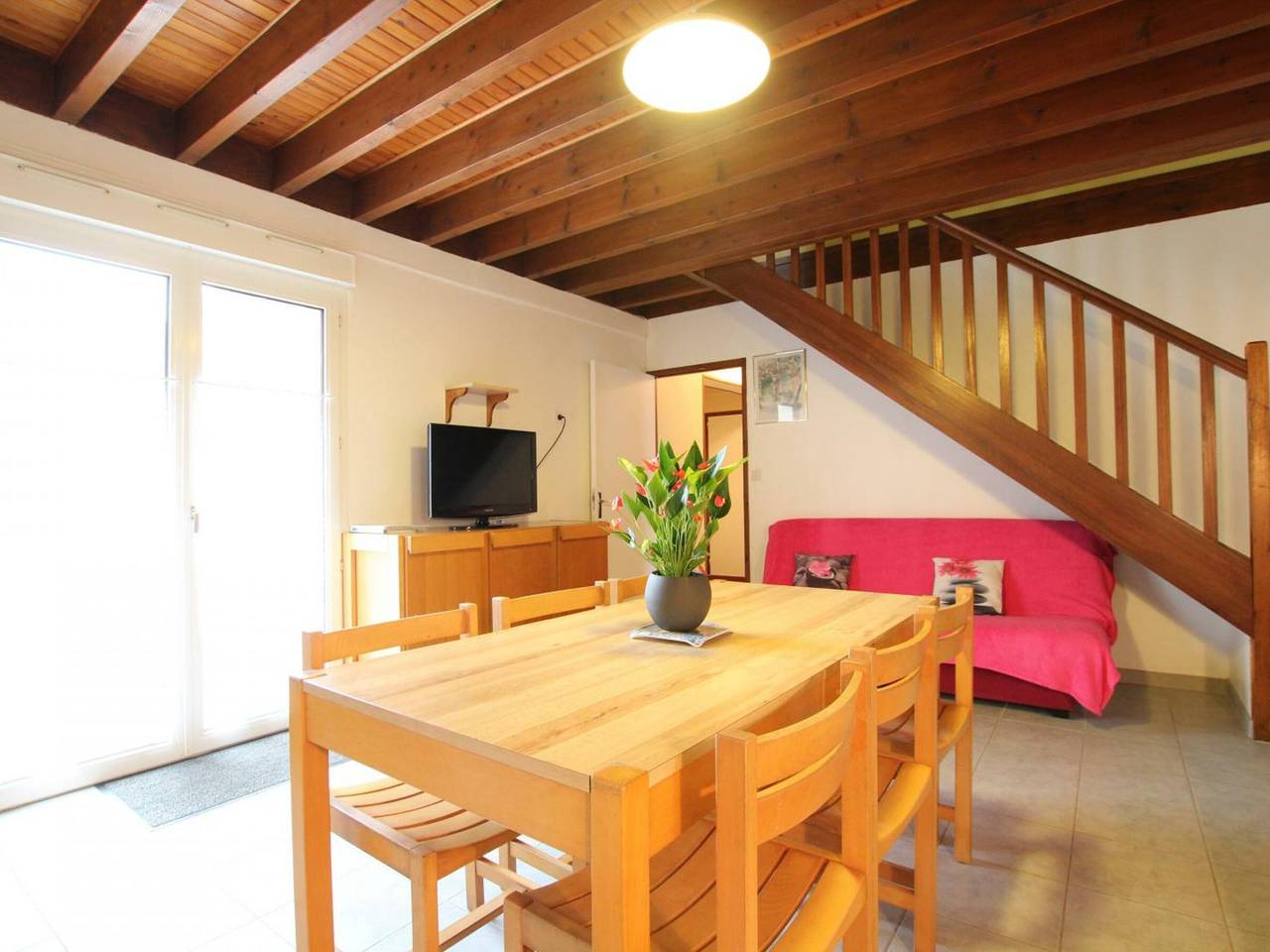 Maison mitoyenne à Surtainville: 4 chambres, proximité mer, animaux acceptés in Surtainville, Côte de la Déroute