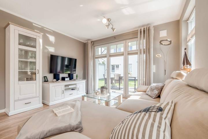 Ferienwohnung für 2 Personen, mit Garten und Terrasse in Zingst - 2