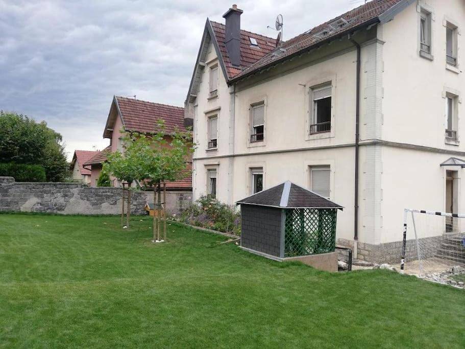 Appartement entier, Bel appartement spacieux T4 La Citadelle de 92m2 in Belfort, Territoire de Belfort