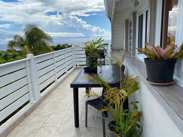 Gîte pour 6 personnes, avec vue et terrasse à Baillif - 3