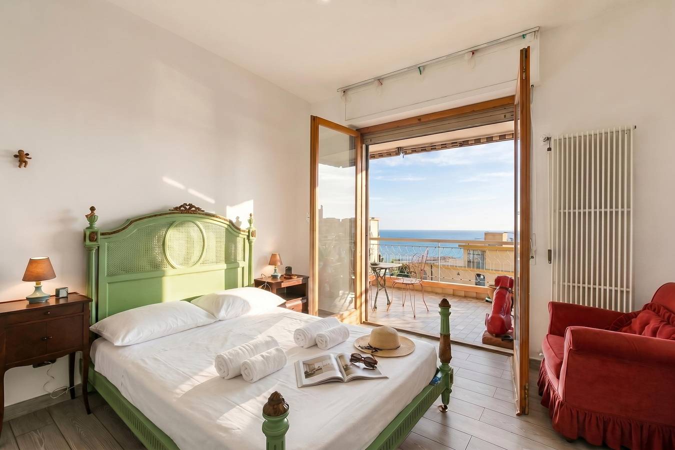 Ganze Wohnung, Ferienwohnung für 4 Personen mit Meerblick in San Remo, Sanremo Gemeinde