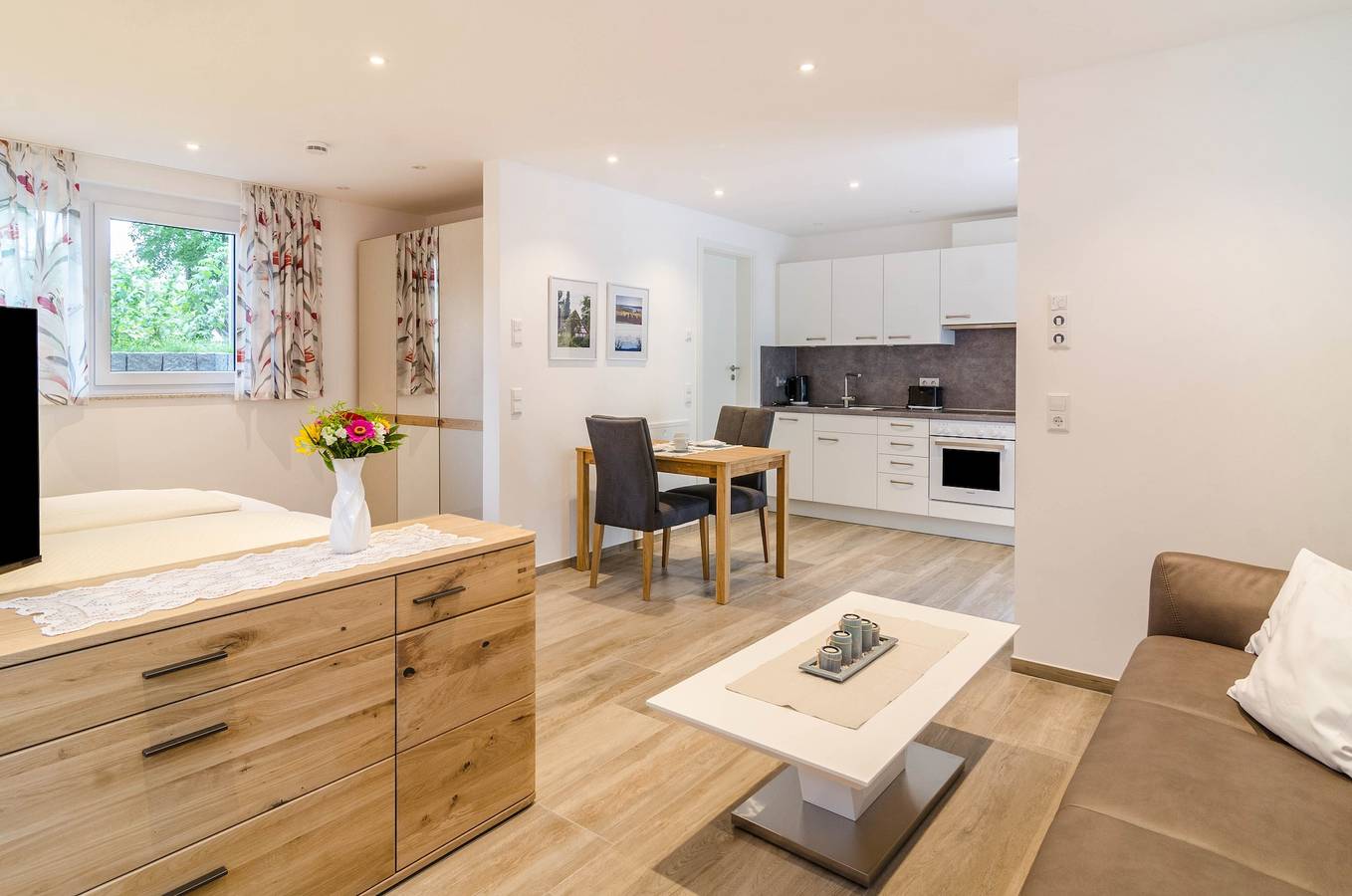 Appartement Haus Amber met balkon, gedeelde tuin & Wi-Fi, foto 13