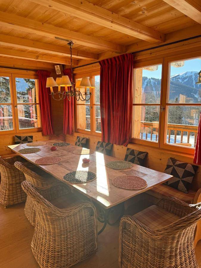 Gîte pour 15 personnes, avec jardin et jacuzzi dans Les Diablerets - 3
