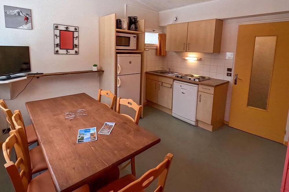 Séjour spacieux 7 pers | Sentiers à 400 m & Bbq in Lélex, Parc naturel régional du Haut-Jura