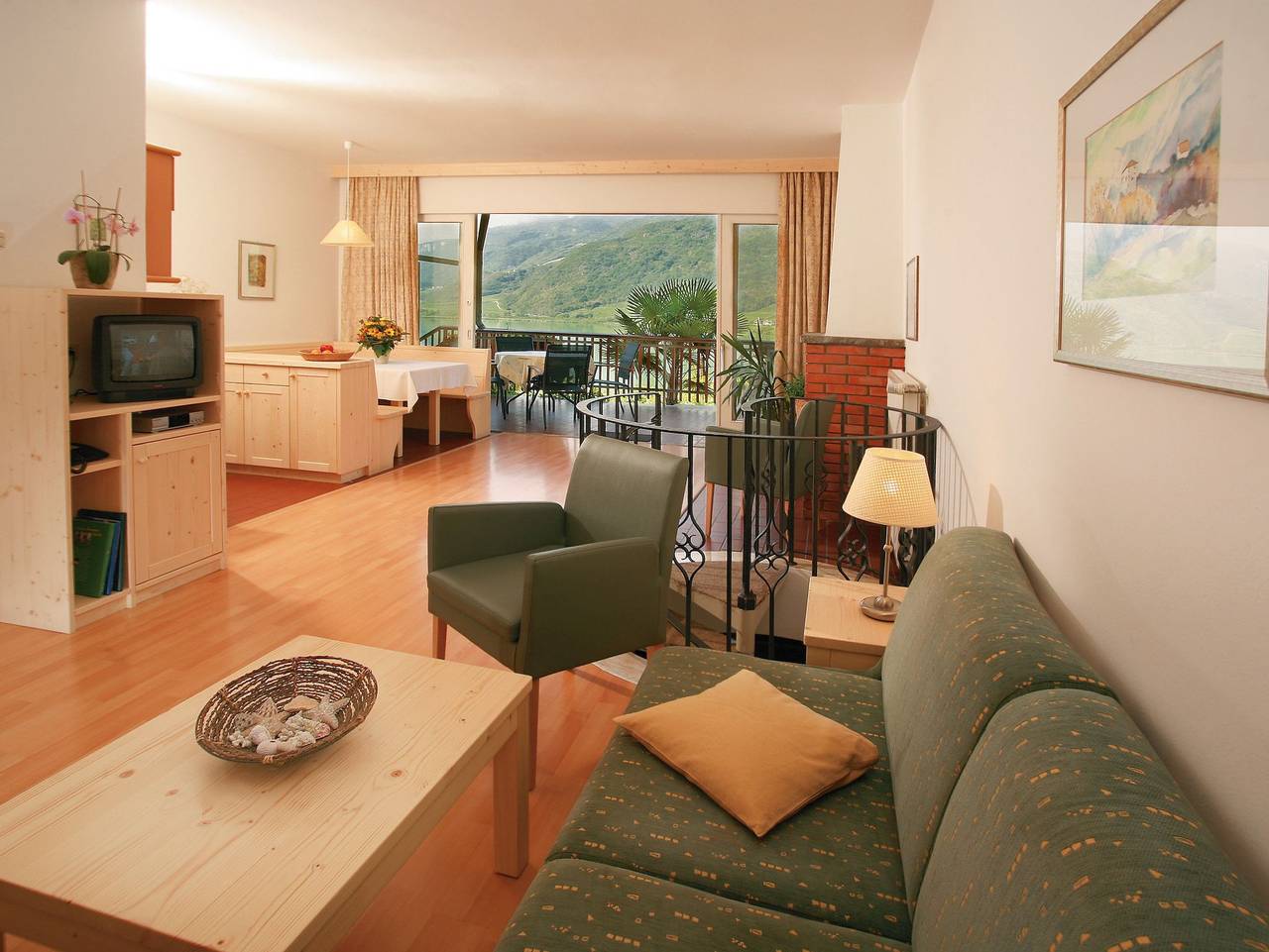 Ganze Ferienwohnung, Residence Haus Kalterer See - Ferienwohnung Typ B in Klughammer, Pfatten