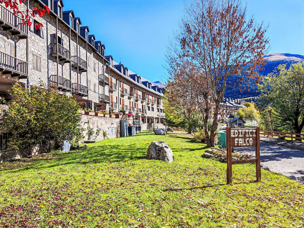 Apartamento entero, Dúplex de Aigüestort -Falcó 6 in Pla de l'Ermita, Valle de Bohí