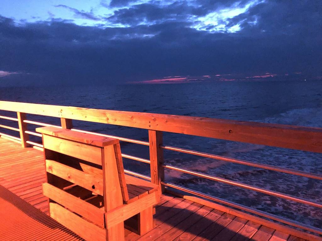 Oak Island Retreat - Ranch mit abgeschirmten Veranda in Oak Island (NC), Brunswick County