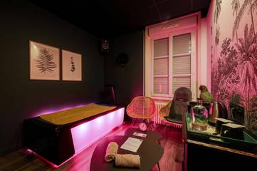 Hôtel pour 2 personnes, avec vue et sauna ainsi que jardin et piscine, animaux acceptés dans Thermes de Bagnoles de l'Orne