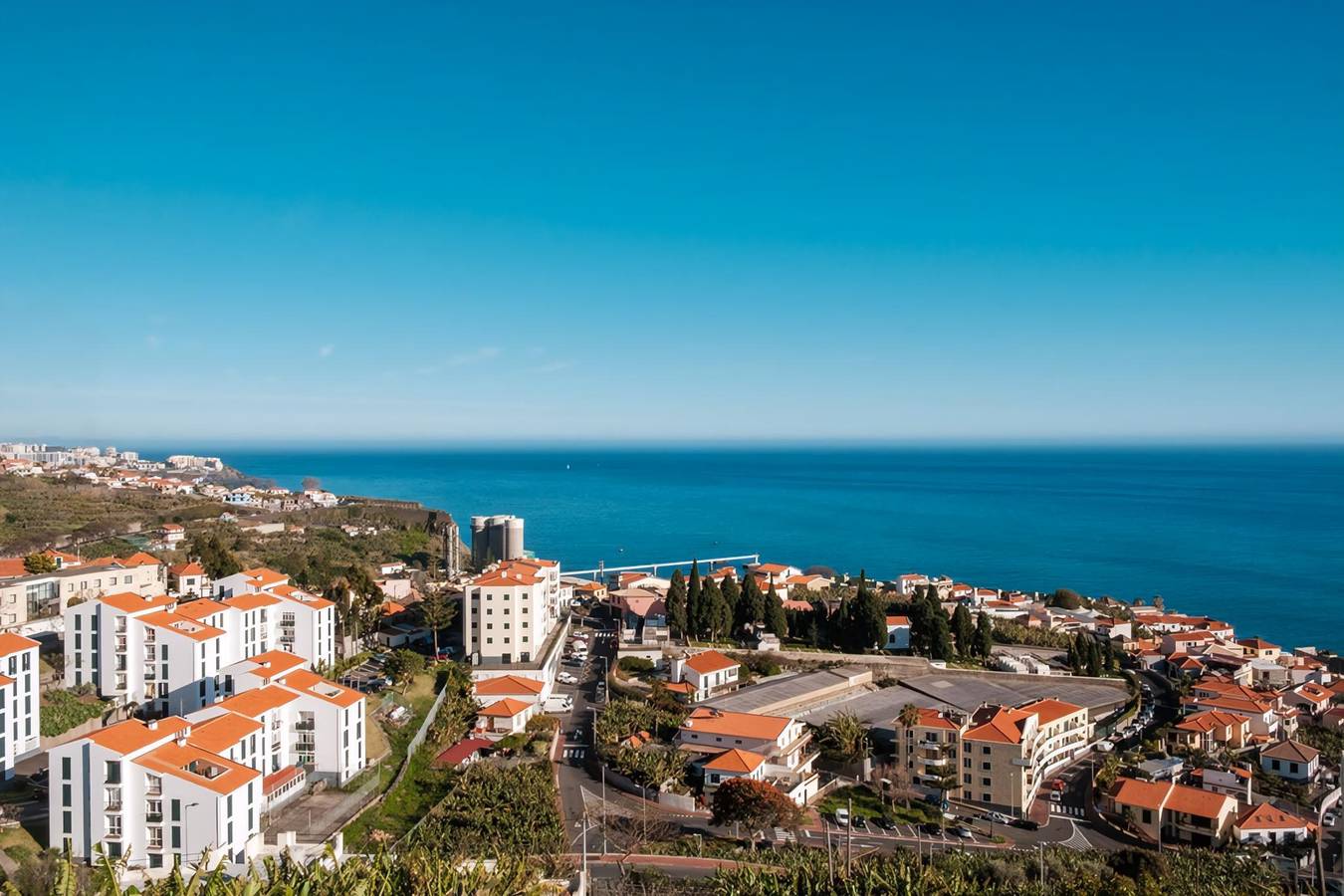 Ganze Wohnung, Ferienwohnung für 6 Personen mit Balkon in Câmara de Lobos, Madeira