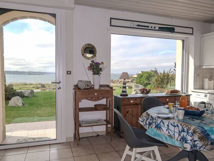 Gîte pour 4 personnes, avec Terrasse et Jardin à Kerlouan - 2