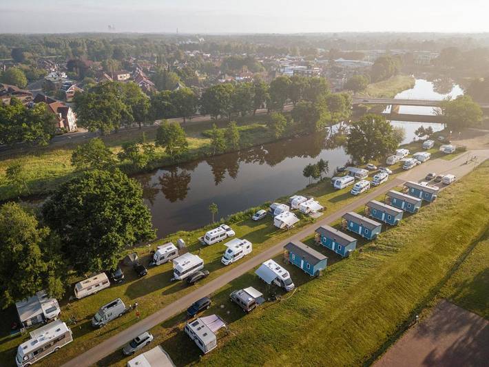 Camping für 4 Personen, mit Terrasse im Emsland