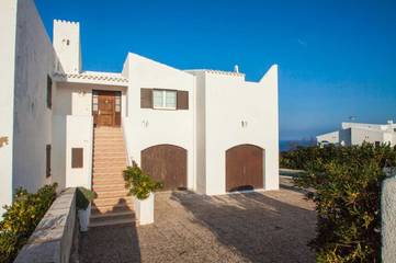 Ferienhaus für 21 Personen, mit Ausblick und Garten sowie Pool, mit Haustier in Cala Morell