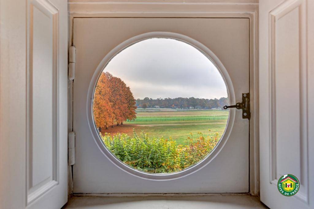 Vue sur Chantilly in Chantilly, Oise