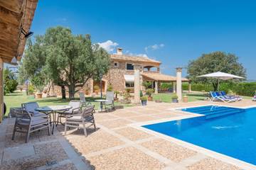 Villa in Sa Pobla, Mallorca Norden für 10 