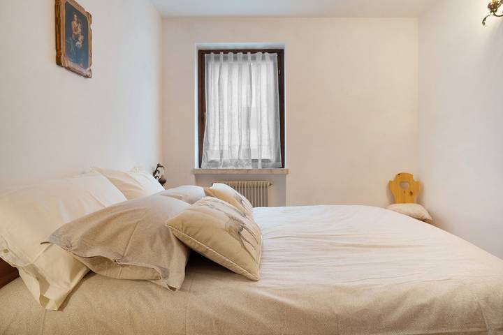 Entire apartment, Apartment 'Appartamento Eva' with Mountain View, Balcony and Wi-Fi in Folgaria, Alpe Cimbra