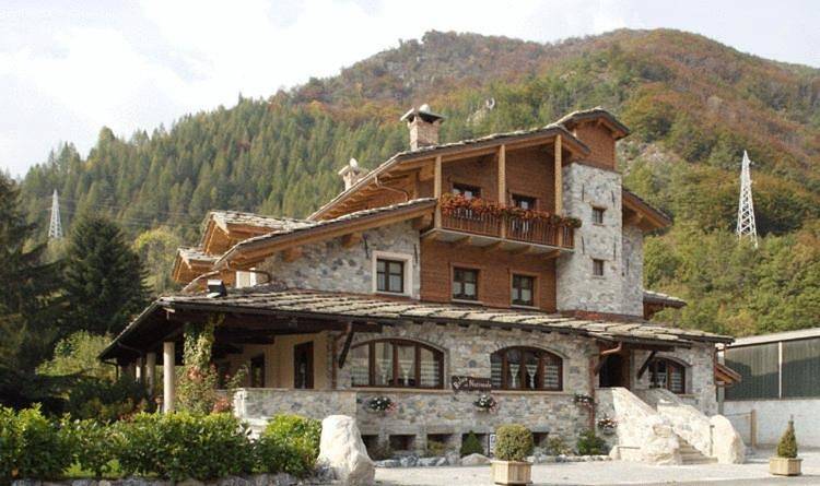 Hôtel pour 2 personnes, avec jardin ainsi que sauna et jacuzzi