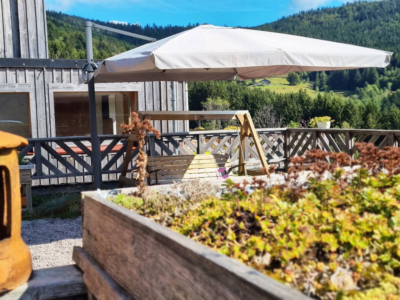 Mountain guest rooms, pets allowed in Ventron, Parc naturel régional des Ballons des Vosges