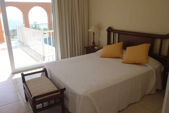 Ganze Wohnung, Luxus-Wohnung, Wifi, Leuchtturm und Strandblick, privater Pool in Solana Matorral, Pájara