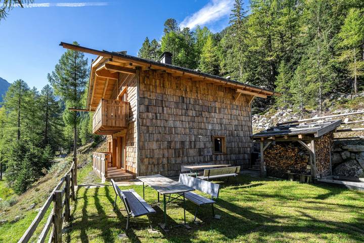 Appartamento intero, Appartamento "Grogg 608 I" con vista sulle montagne, giardino e Wi-Fi in Martello, Parco Nazionale dello Stelvio