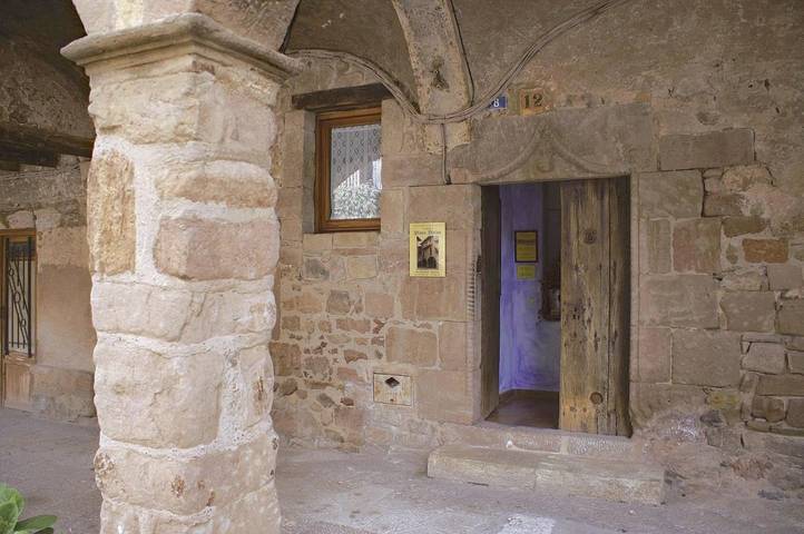 Gîte pour 6 personnes, avec balcon et vue à Santa Pau - 2