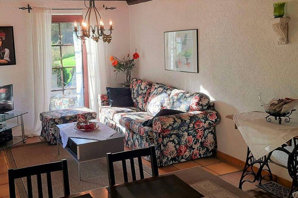 Ganze Wohnung, Ferienwohnung Horben für 1 - 3 Personen mit 1 Schlafzimmer - Ferienwohnung in Suedlicher Schwarzwald, Horben
