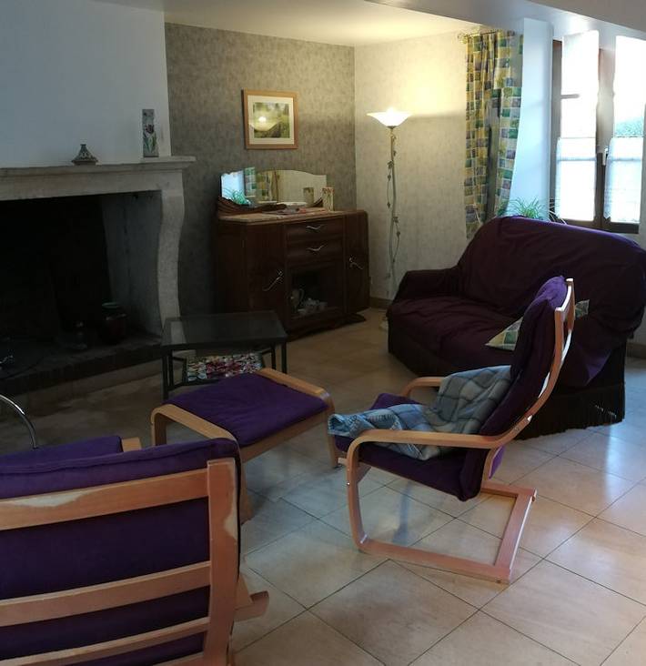 Gîte pour 6 personnes, avec terrasse et jardin dans Précy-le-Sec