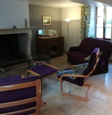Gîte pour 6 personnes, avec terrasse et jardin dans Précy-le-Sec