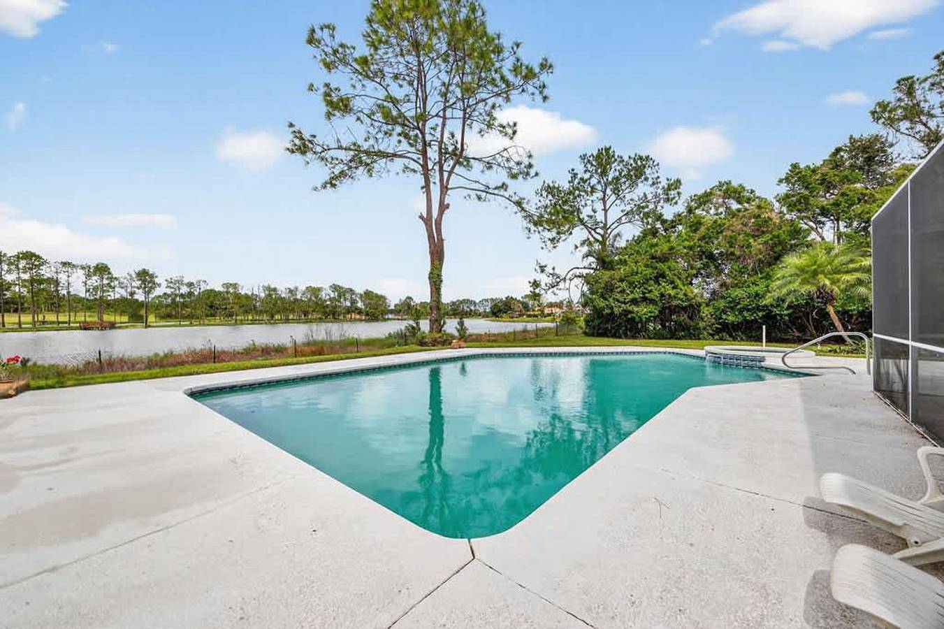 Swiss 23 - Lake Stephanie in Lake County