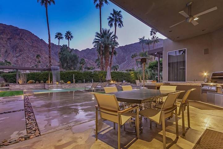 Vacation rental for 6 people, with yard and hot tub in Indian Wells