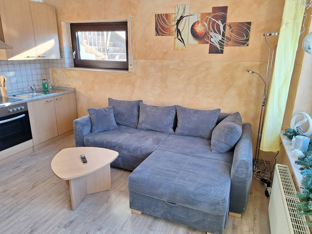 Apartamento entero, Apartamento 'Ferienwohnung Familie Balko' con terraza privada, jardín privado y Wi-Fi in Arnsberg, Hochsauerlandkreis