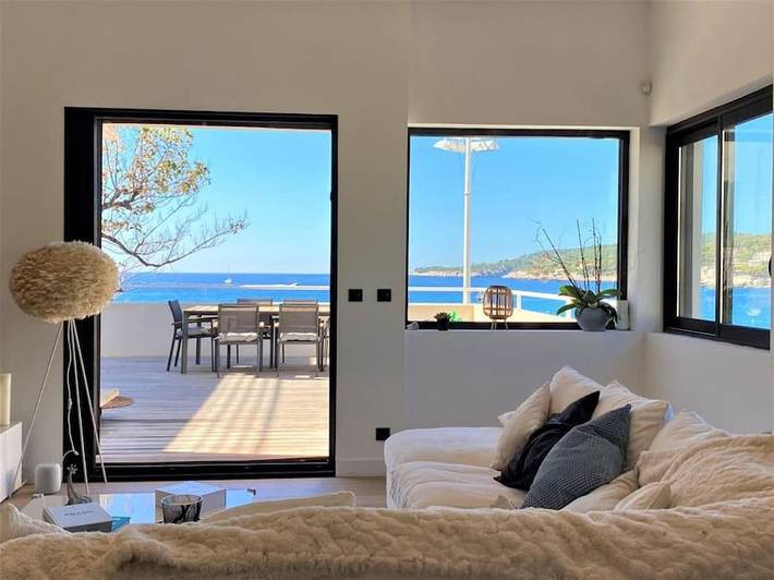 Villa für 10 Personen, mit Terrasse und Pool sowie Ausblick