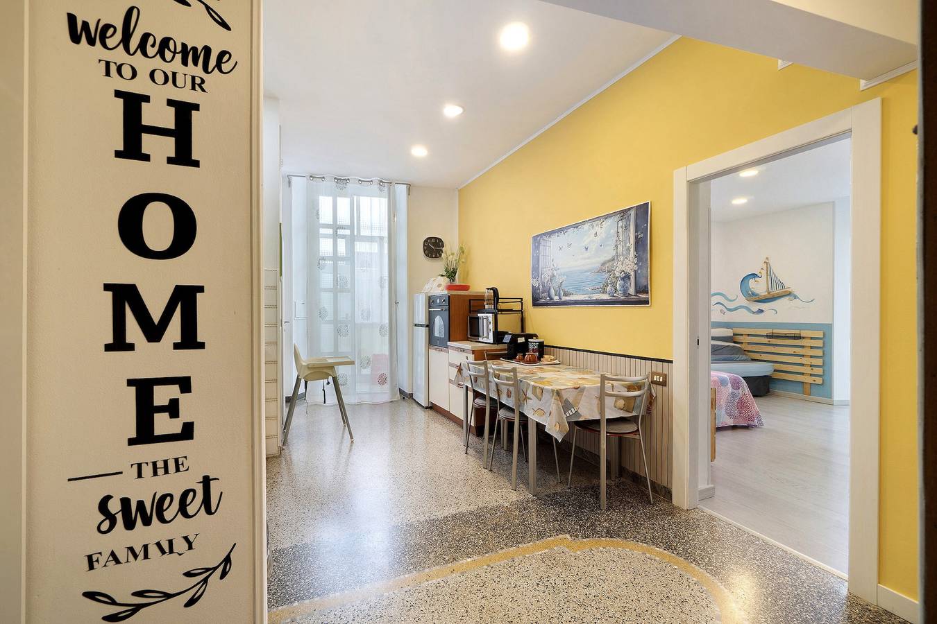 Apartamento entero, Apartamento 'Caruggio al Mare' con Balcón, Wi-Fi y Aire Acondicionado in Savona (City), Savona