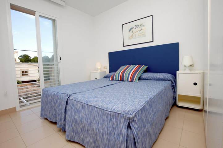 Ferienwohnung für 6 Personen, mit Balkon/Terrasse, kinderfreundlich in Es Trenc - 3