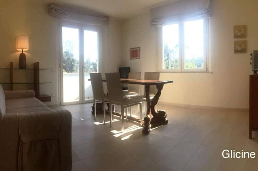 Appartement entier, Casa Glicine - Rooftop Versilia in Lido di Camaiore, Riviera Italienne