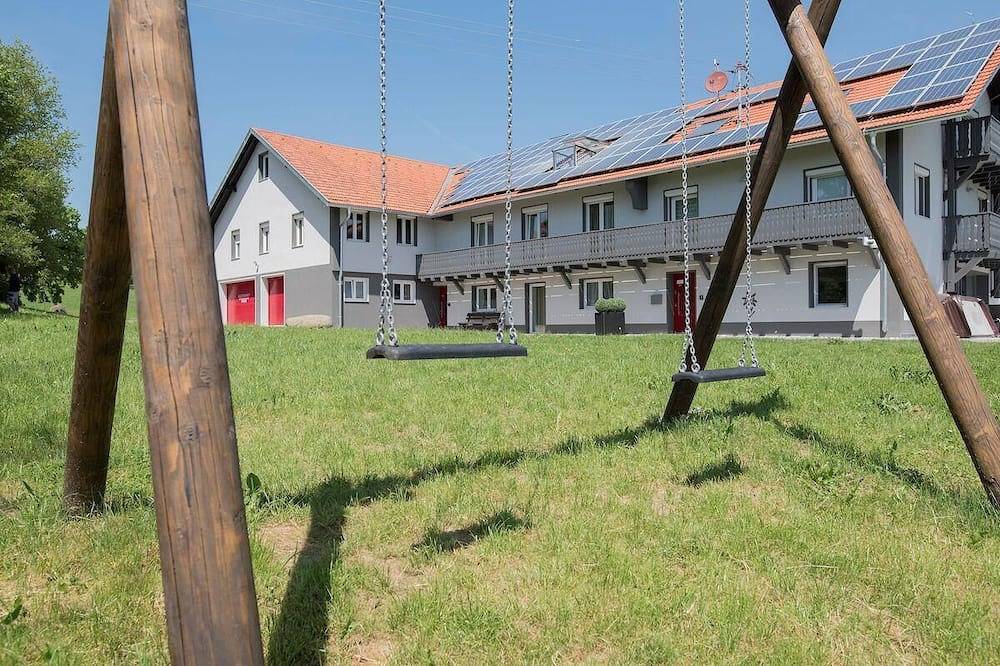Gesamtes Ferienhaus in Buchenberg mit Grill, Garten und Terrasse in Buchenberg, Bayerisch Schwaben