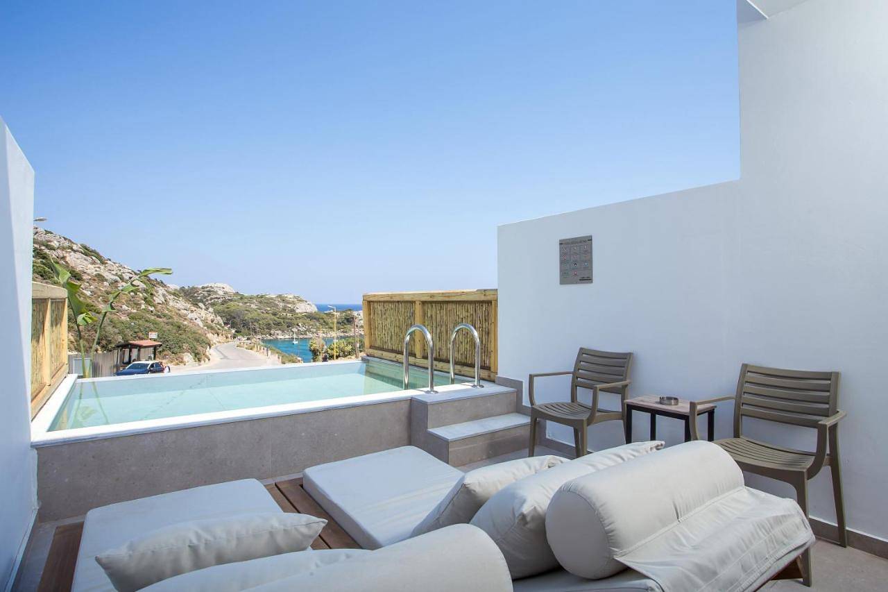 Suite with Private Pool in Rhodes