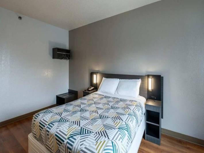 Apartamento entero, Acogedora habitación con cama king size | No fumadores in Branford (CT), Connecticut