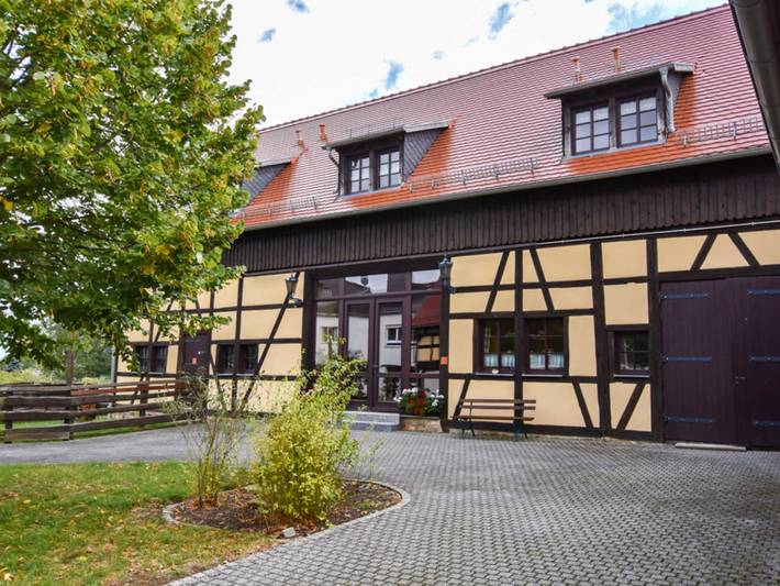 Ferienwohnung für 2 Personen, mit Garten in Glauchau
