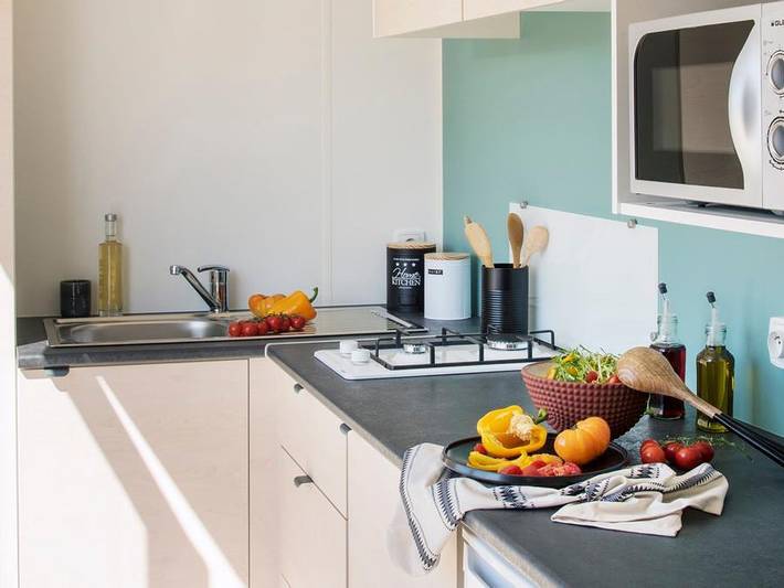 Camping Tikayan Domaine du Golfe de Saint Tropez - Mobilhome 2 personnes - Tennessy Standard. in Grimaud, Côte méditerranéenne (France)