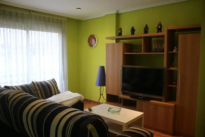 Apartamento de vacaciones para 4 personas, con piscina además de vistas y terraza - 1