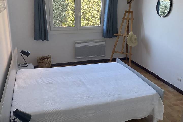 Gîte pour 6 personnes, avec jardin dans Plage de l'Almanarre - 2